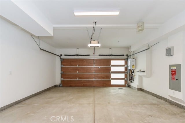 Building Photo - 1418 S Urbana St