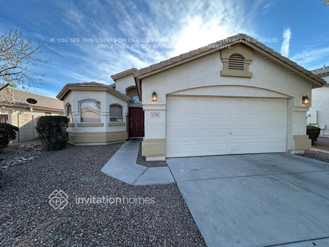 Building Photo - 15785 W Latham St