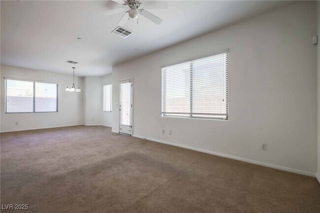 Building Photo - 716 Calamus Palm Pl