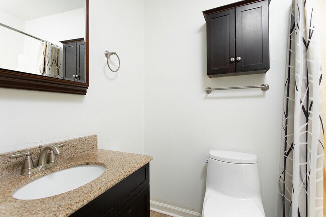 Building Photo - 128 Ridge Trail