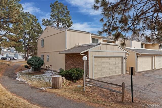 Building Photo - 2754 S Kenton Ct