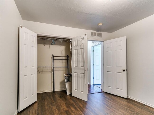 Building Photo - 18100 Calle Way
