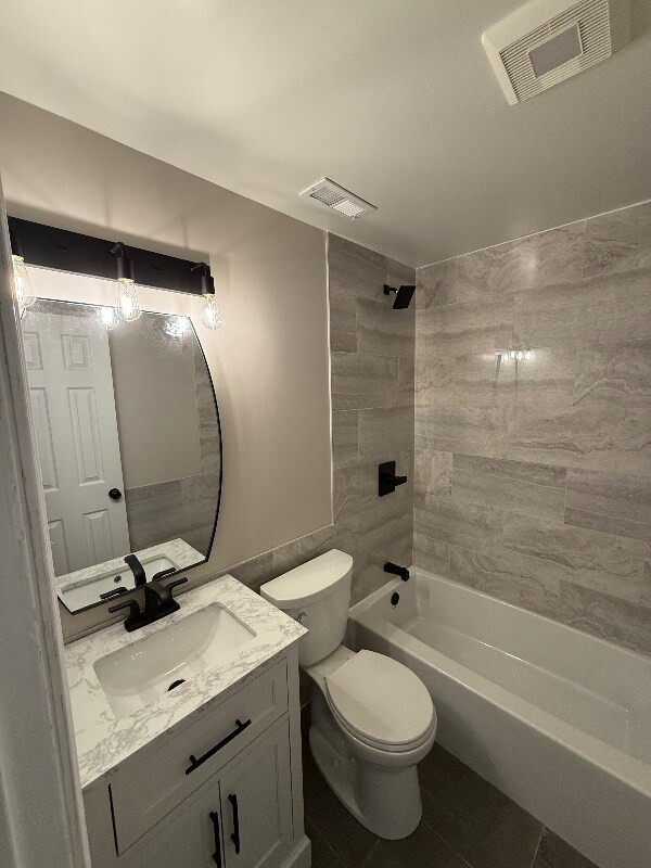 Building Photo - 3771 Gainesborough Dr