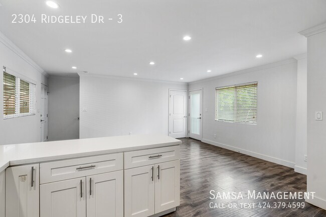Building Photo - 2304 Ridgeley Dr