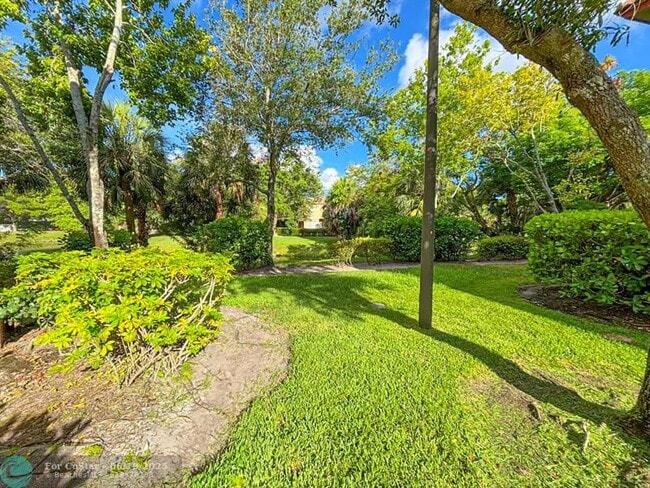 Building Photo - 3118 Coral Ridge Dr