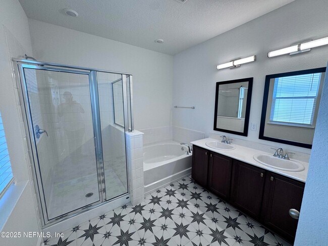 Building Photo - 11156 Spring Meadows Road Unit