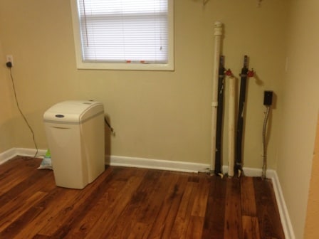 Building Photo - 5435 Amazon Ave