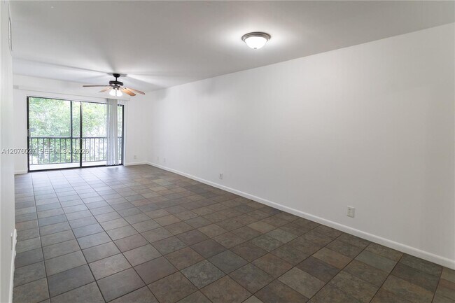 Building Photo - 3101 Oakland Shores Dr