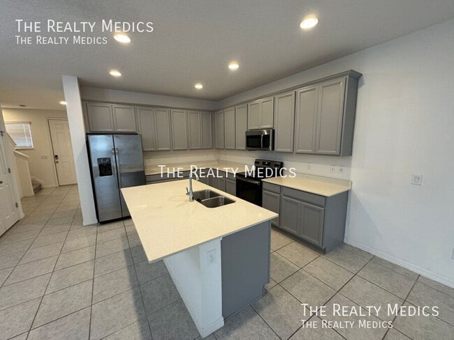 Building Photo - 7742 Bowery Dr