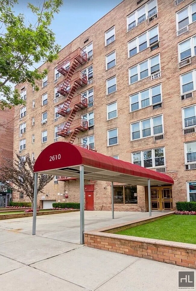 Building Photo - 2610 Ocean Pkwy