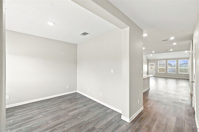 Building Photo - 32311 Melbrooke Dr