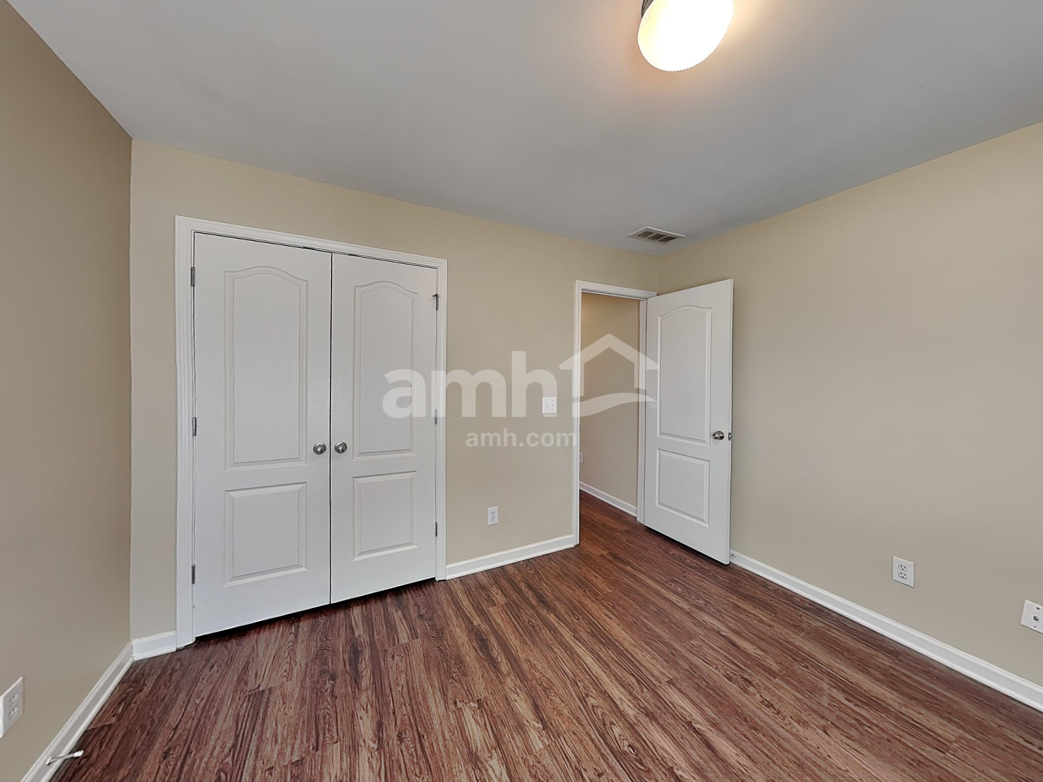 Building Photo - 6078 Lancelot Ln