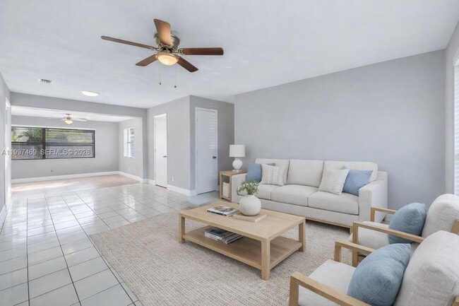 Building Photo - 1820 NW 35th Terrace