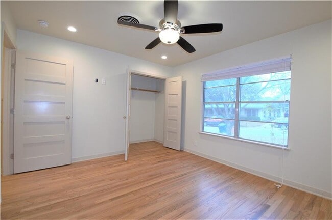 Building Photo - 2509 Givens Ave