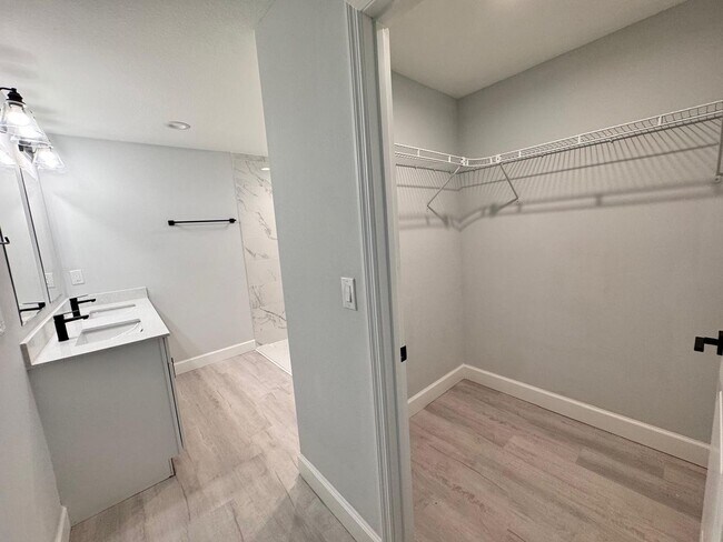 Building Photo - New Home Port Charlotte House For Rent