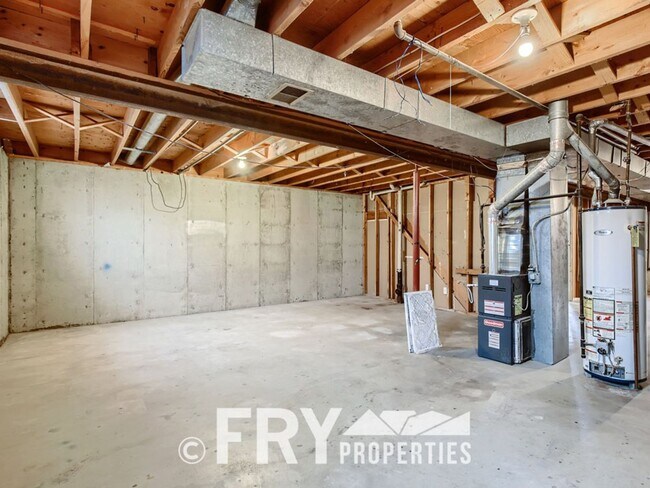 Building Photo - 3bed/1bath Half Duplex in Westminster