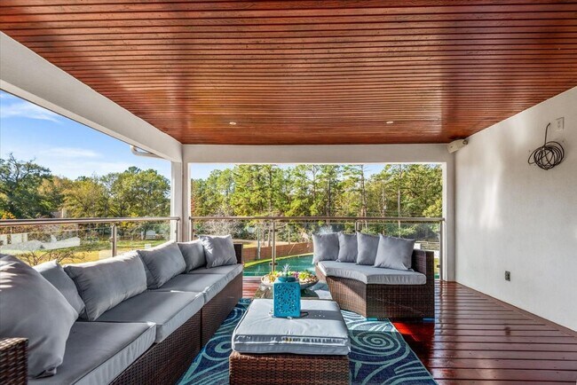 Building Photo - 30400 Highland Blvd