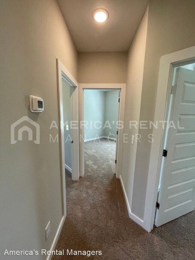 Building Photo - 3 br, 2 bath House - 226 Graham Circle