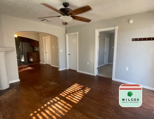 Building Photo - Residential Rental Property Located in Far...