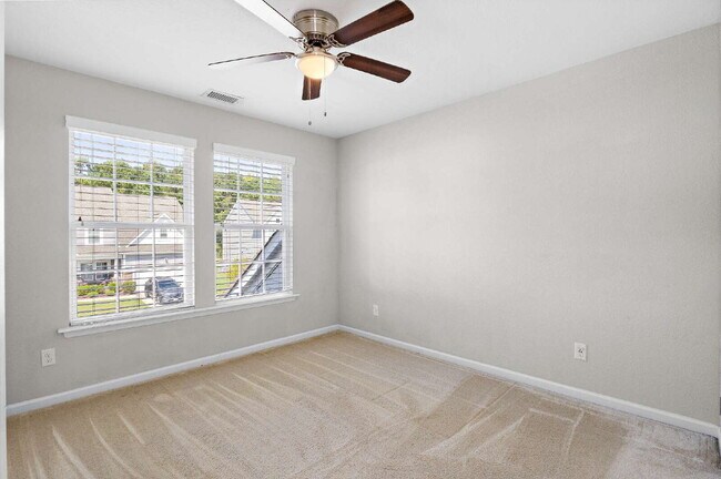 Building Photo - 3327 Reserve Trl