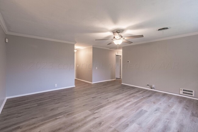 Building Photo - 5130 Leland Dr