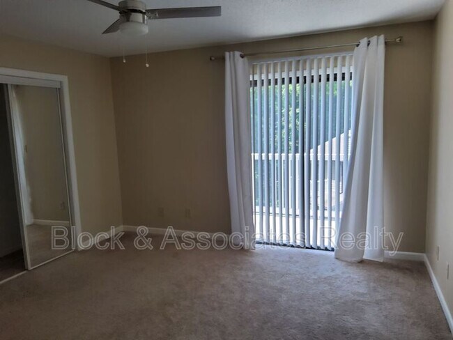 Building Photo - 185 Forest View Dr