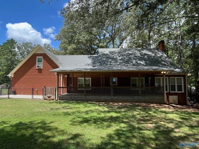 Building Photo - 146 Bob White Dr