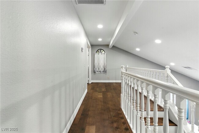 Building Photo - 3280 Dayflower St