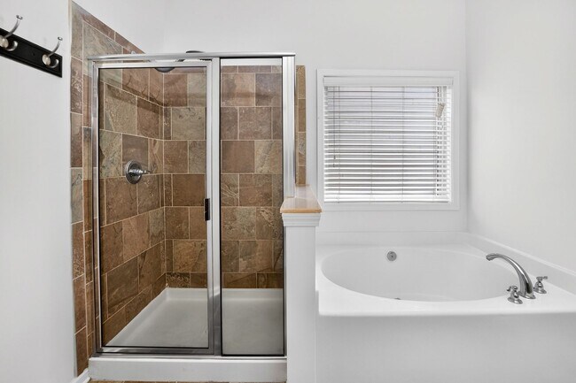 Building Photo - 269 Privet Cir