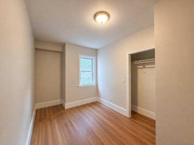 Building Photo - 36 Champney St