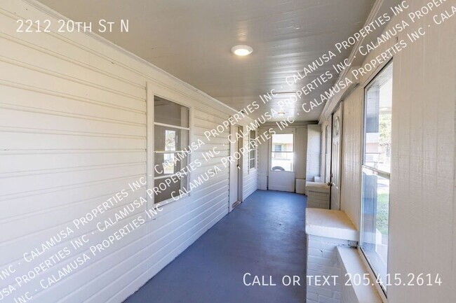 Building Photo - 2212 20th St N