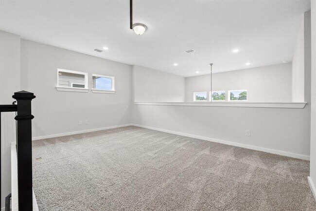 Building Photo - 144 Alicante Ln