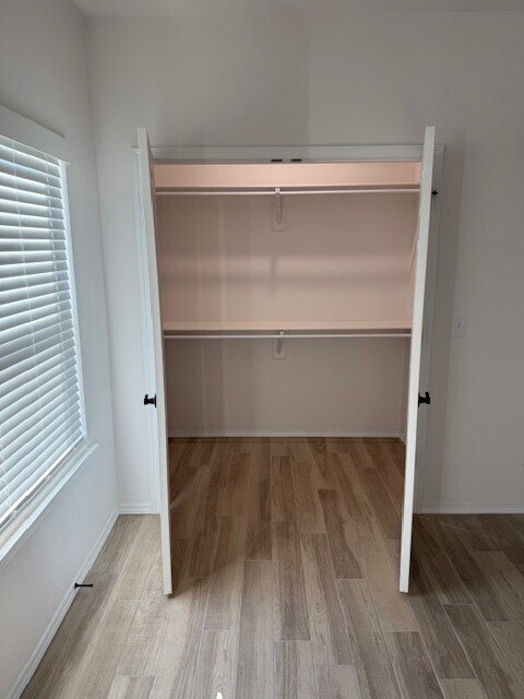 Building Photo - 1509 E Huntsville Ave