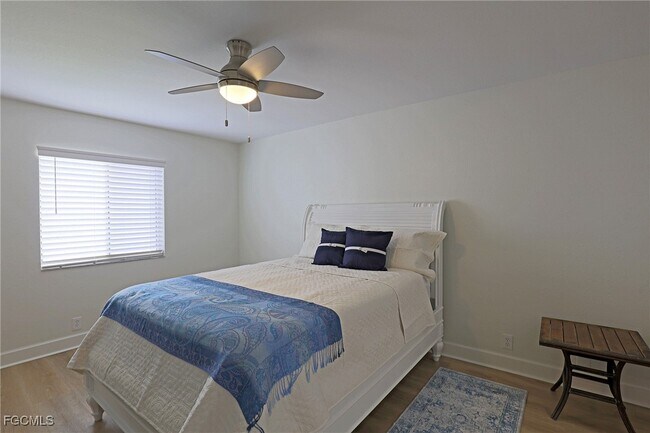 Building Photo - 2885 Palm Beach Blvd