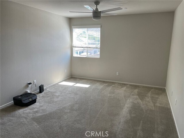 Building Photo - 30560 Green Vista Dr