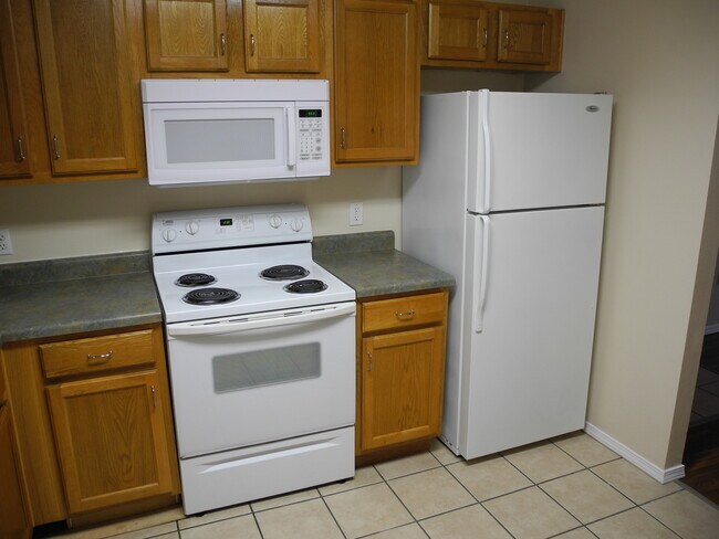 Building Photo - Condominium in Academy Commons