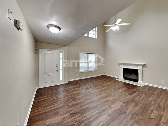 Building Photo - 6433 Grand Hickory Dr