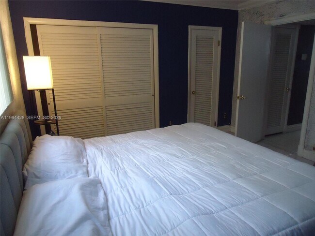 Building Photo - 1790 79th Street Causeway