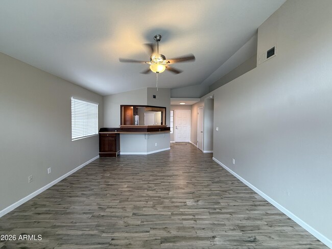 Building Photo - 2307 W Gail Dr