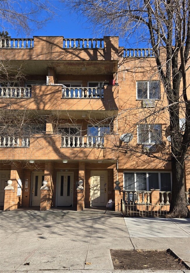 Building Photo - 29-13 31st Ave