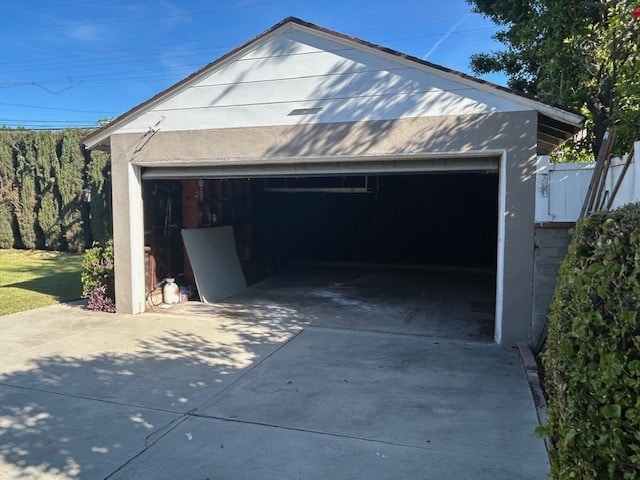 Two car garage - 11235 Lynrose St