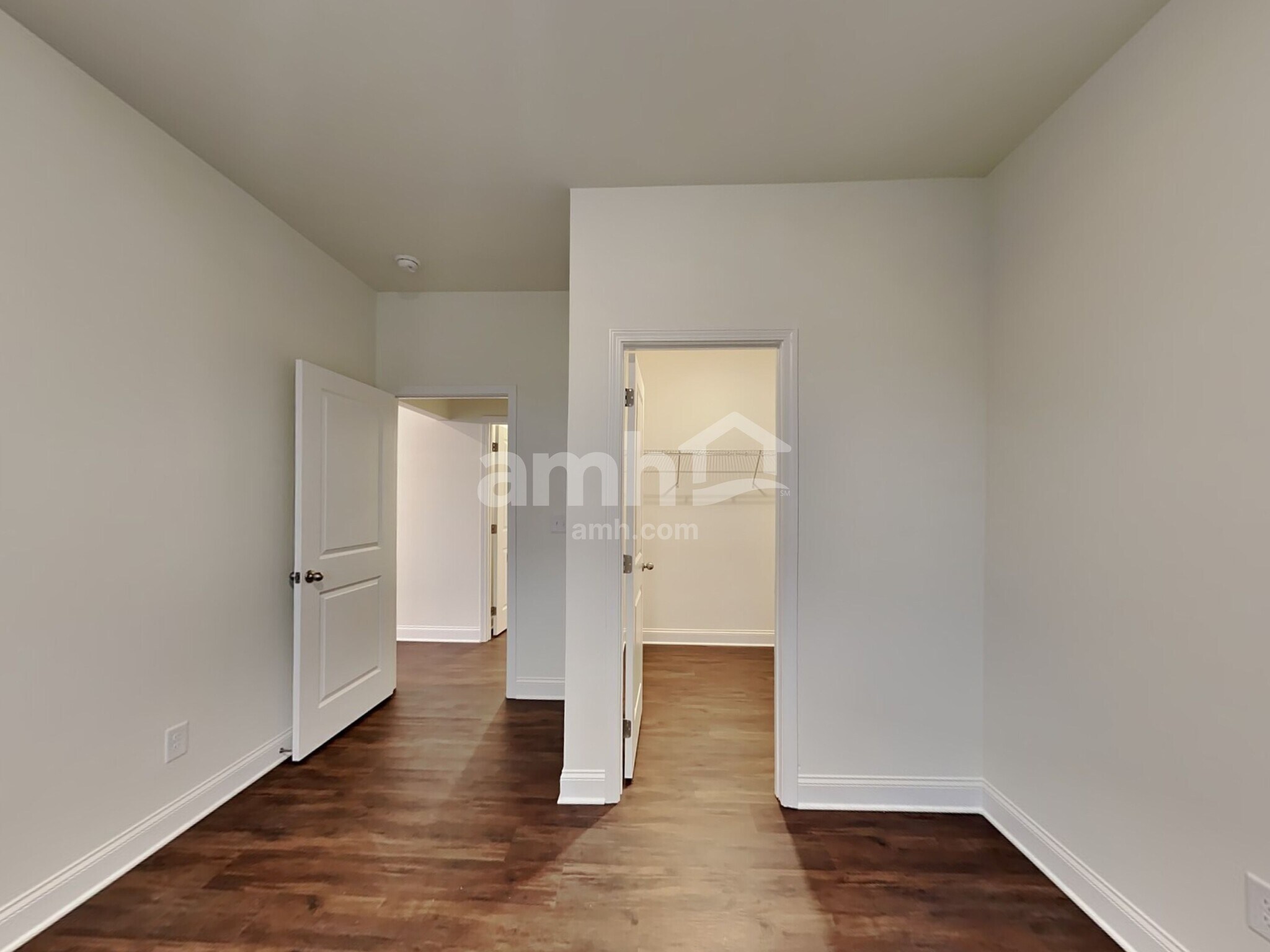 Building Photo - 2003 Windsor Park Ave