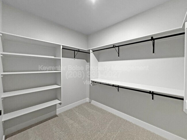 Building Photo - 160 S Koyukuk Ave