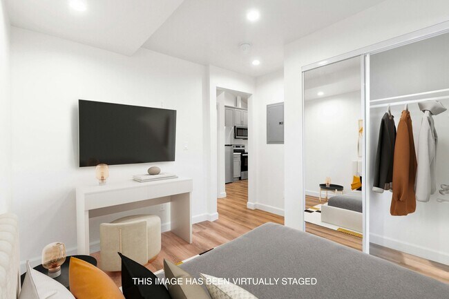 Building Photo - 8326 Beckford Ave