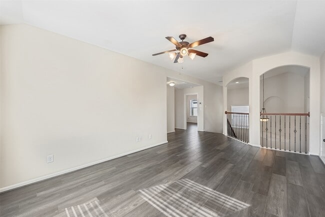 Building Photo - 204 Echo Brook Ln