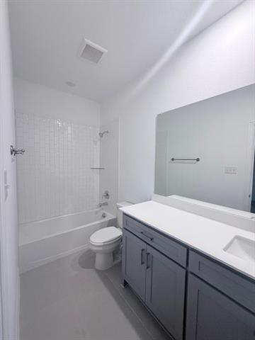 Building Photo - 733 Santa Lucia Dr