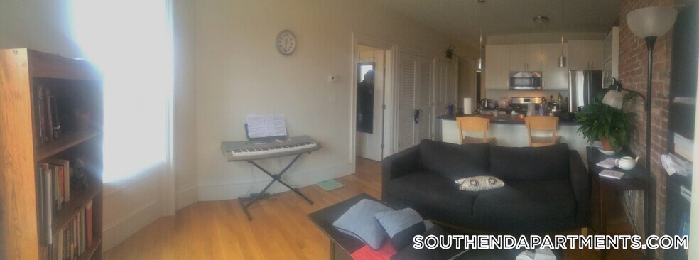 Building Photo - 656 Massachusetts Ave