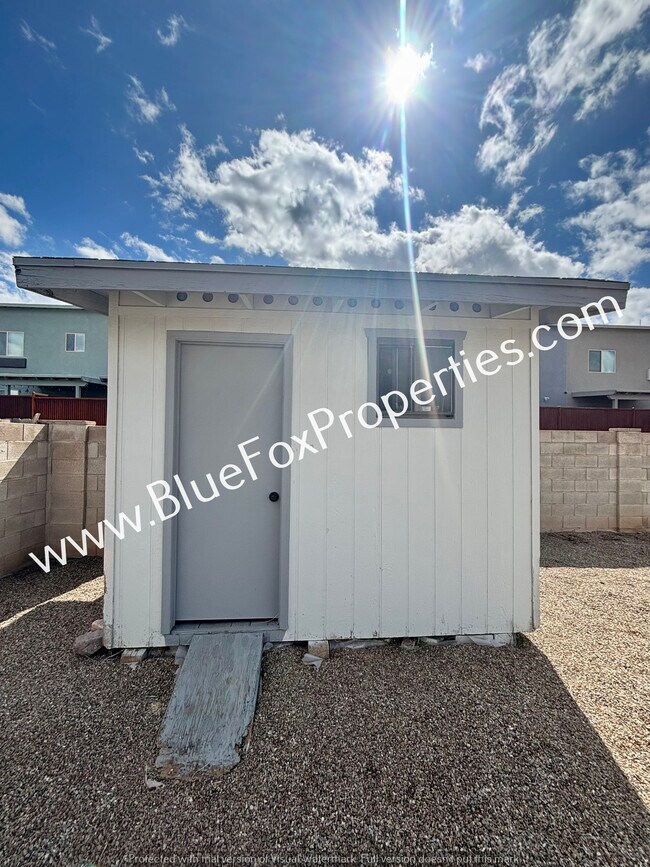 Building Photo - 2480 Rose Peak Dr