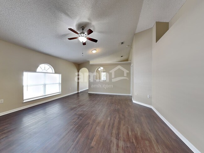 Building Photo - 116 Placid Woods Ct