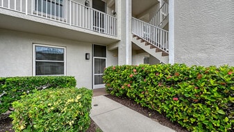 Building Photo - 8750 Olde Hickory Ave